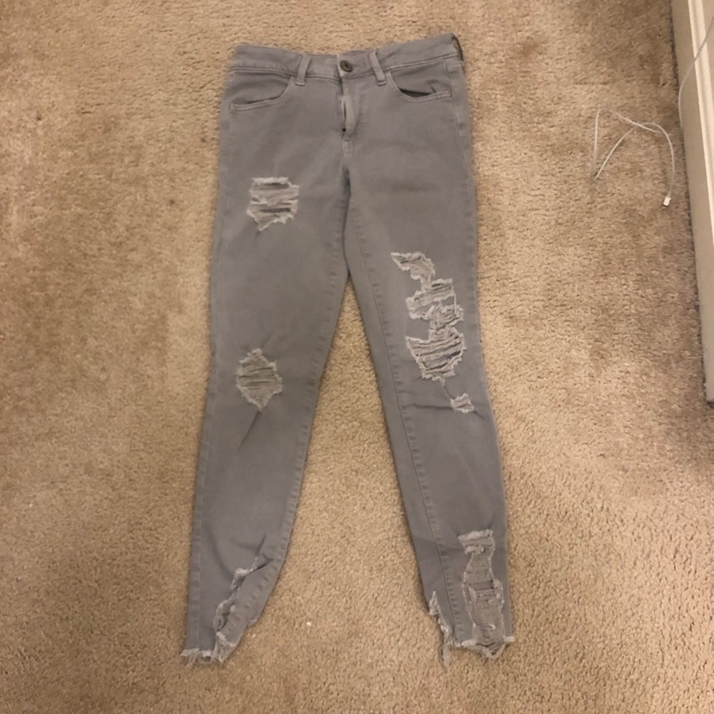 CUTE AE GRAY DISTRESSED JEGGINGS